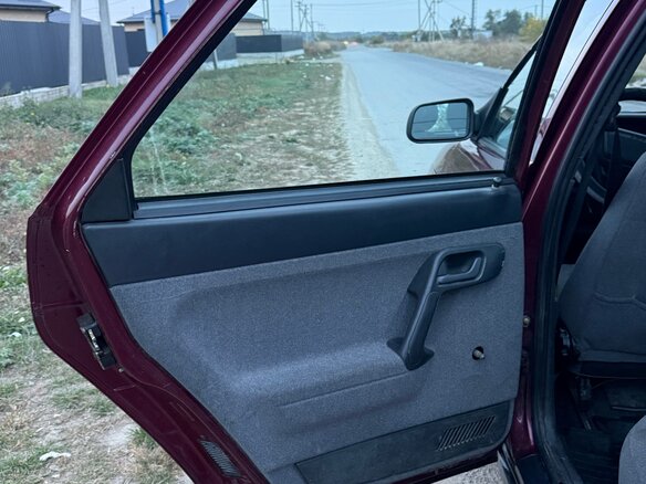 2005 Lada (ВАЗ) 2110, красный, 300000 рублей - вид 14