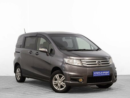 Honda Freed I Рестайлинг