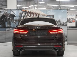 2017 Kia Optima IV, коричневый, 1549000 рублей, вид 5