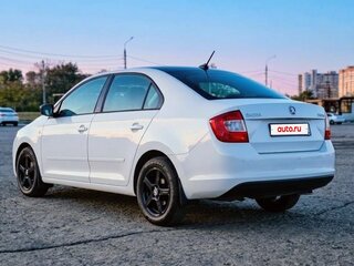 2017 Skoda Rapid I Рестайлинг, белый, 1090000 рублей, вид 4