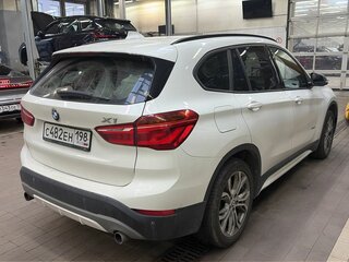 2017 BMW X1 20i xDrive II (F48), белый, 1850000 рублей, вид 2