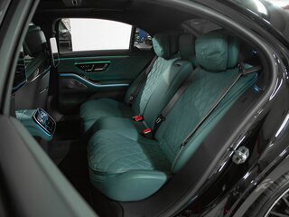 2026 Mercedes-Benz S-Класс 580 Long 4MATIC VII (W223) Рестайлинг, чёрный, 35100000 рублей, вид 3