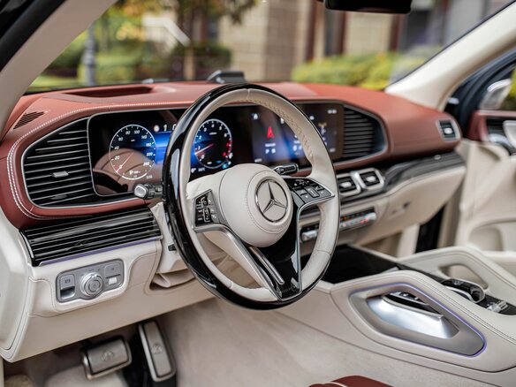 2024 Mercedes-Benz Maybach GLS 600 I Рестайлинг, чёрный - вид 9