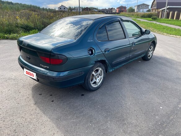 1997 Renault Megane I, зелёный, 45000 рублей - вид 5