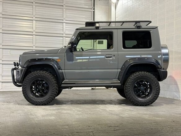 2023 Suzuki Jimny Sierra IV, серебристый, 1576911 рублей - вид 5