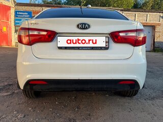2012 Kia Rio 5-speed III, белый, 625000 рублей, вид 5