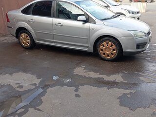 2005 Ford Focus II, серебристый, 280000 рублей, вид 3