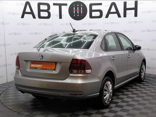 2019 Volkswagen Polo V Рестайлинг, серебристый, 1699000 рублей, вид 3