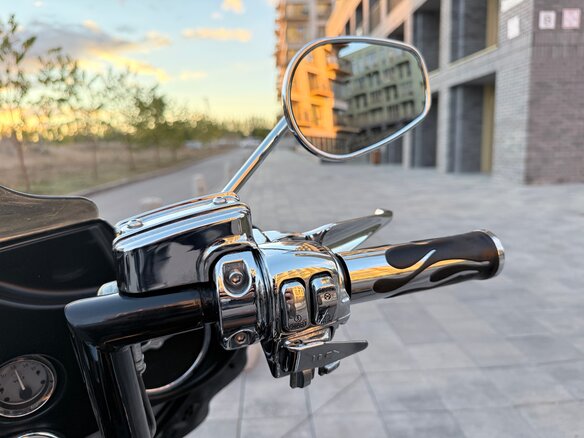 2009 Harley-Davidson Street Glide, чёрный, 880000 рублей - вид 11