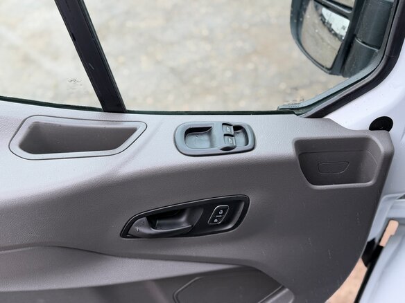 2021 Ford Transit, белый, 2600000 рублей - вид 12