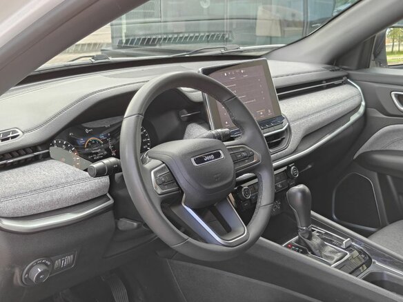2024 Jeep Compass II Рестайлинг, белый, 2950000 рублей - вид 10