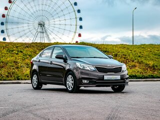 2016 Kia Rio III Рестайлинг, коричневый, 950000 рублей, вид 5