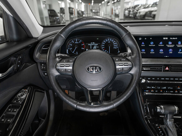 2020 Kia K7 YG (II) Рестайлинг, белый, 2800000 рублей - вид 9