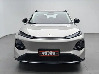 2026 Changan Qiyuan Q05 51.9 kWh II, бежевый, 1623000 рублей, вид 3