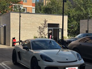 2017 Porsche Cayman III 718 (982), серый, 6500000 рублей, вид 2