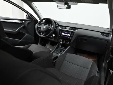 2017 Skoda Octavia III (A7) Рестайлинг, коричневый, 1595000 рублей, вид 5