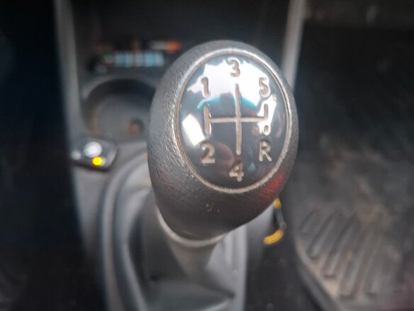 2011 Renault Logan I Рестайлинг, чёрный - вид 11