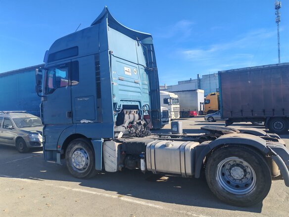 2004 MAN TGA, синий, 900000 рублей - вид 2