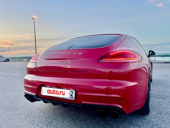 2015 Porsche Panamera GTS I Рестайлинг, красный, 4500000 рублей - вид 10