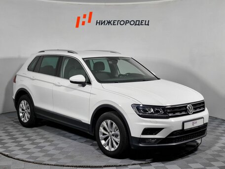 2017 Volkswagen Tiguan II, белый, 2049000 рублей, вид 3