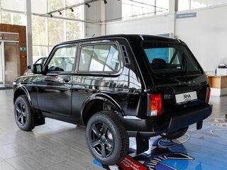 2026 Lada (ВАЗ) Niva Legend I Рестайлинг, чёрный, 1365000 рублей, вид 4