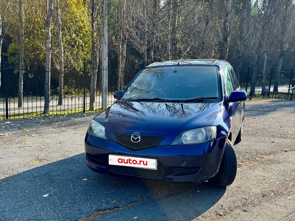2003 Mazda Demio II (DY), синий, 255000 рублей - вид 1
