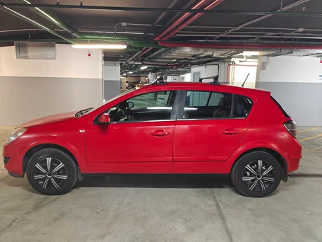 2008 Opel Astra H Рестайлинг, красный, 450000 рублей, вид 2