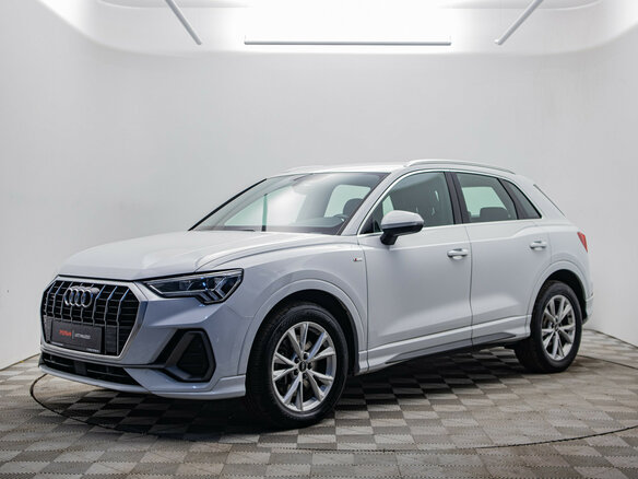 2021 Audi Q3 40 TFSI II (F3), белый, 3565000 рублей