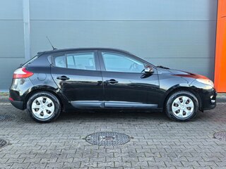 2011 Renault Megane III, чёрный, 749000 рублей, вид 3