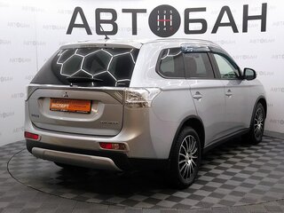 2014 Mitsubishi Outlander III, серый, 1499000 рублей, вид 3