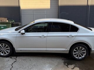 2017 Volkswagen Passat B8, белый, 1800000 рублей, вид 3