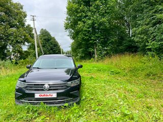 2021 Volkswagen Tiguan II Рестайлинг, чёрный, 2500000 рублей, вид 4