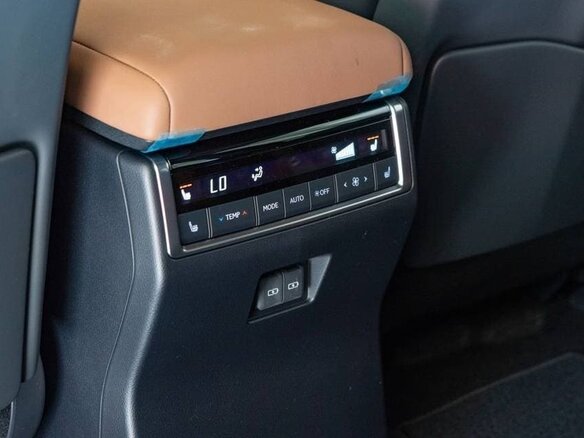 2026 Lexus GX 550 III, серый, 12350463 рублей - вид 16