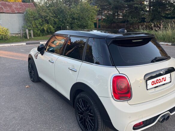 2014 Mini Hatch Cooper S III (F55/F56), белый, 1244000 рублей - вид 2