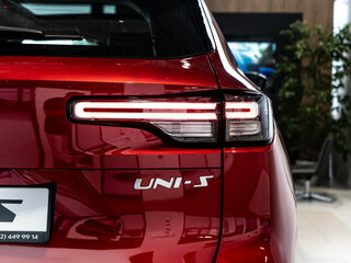 2026 Changan UNI-S I, красный, 3179900 рублей, вид 4