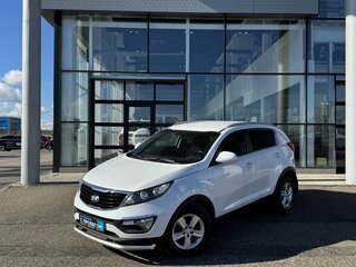 2015 Kia Sportage III Рестайлинг, белый, 1630000 рублей, вид 1