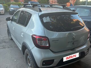 2015 Renault Sandero Stepway II, серый, 850000 рублей, вид 4