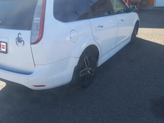 2011 Ford Focus II Рестайлинг, белый, 575000 рублей, вид 3