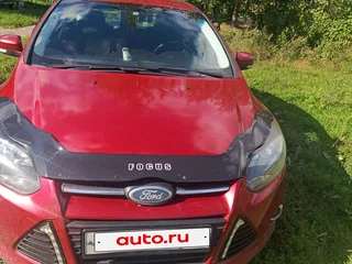 2011 Ford Focus III, красный, 800000 рублей, вид 2