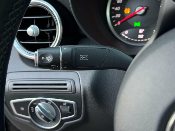 2020 Mercedes-Benz C-Класс 180 IV (W205) Рестайлинг, чёрный, 2320000 рублей - вид 15
