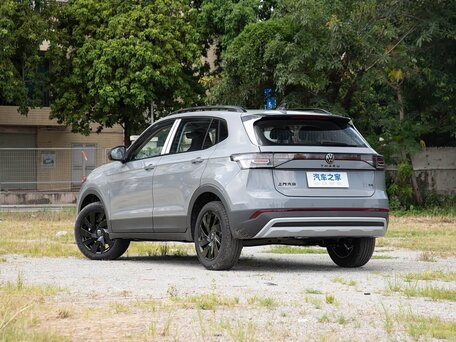 2026 Volkswagen Tharu XR, серый, 2105000 рублей, вид 2