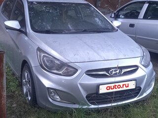 2011 Hyundai Solaris I, серебристый, 800000 рублей, вид 1