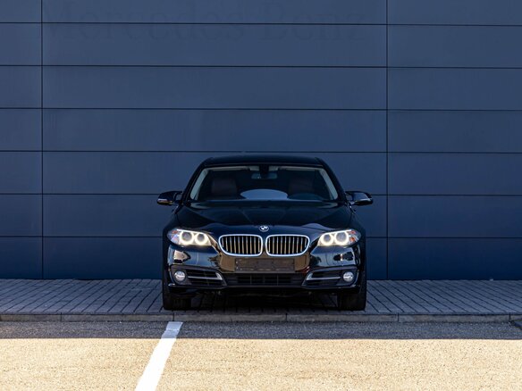 2016 BMW 5 серии 520i VI (F10/F11/F07) Рестайлинг, чёрный, 2095000 рублей - вид 1