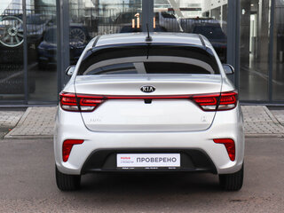 2020 Kia Rio IV, серый, 1680000 рублей, вид 5