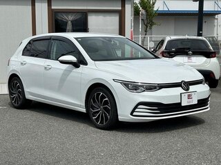 2023 Volkswagen Golf VIII, белый, 1250700 рублей, вид 1