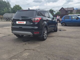 2018 Ford Kuga II Рестайлинг, чёрный, 1675000 рублей, вид 3