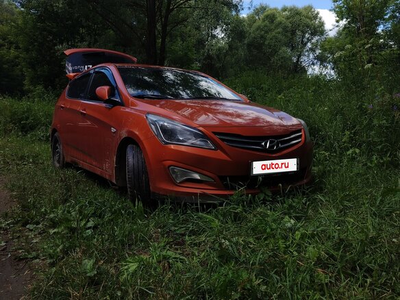 2015 Hyundai Solaris I Рестайлинг, оранжевый, 800000 рублей