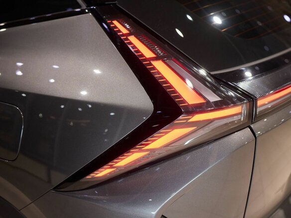 2026 Geely Cityray, серый, 3344990 рублей - вид 9