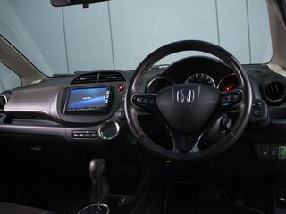 2013 Honda Fit Shuttle I, белый, 1020000 рублей, вид 5