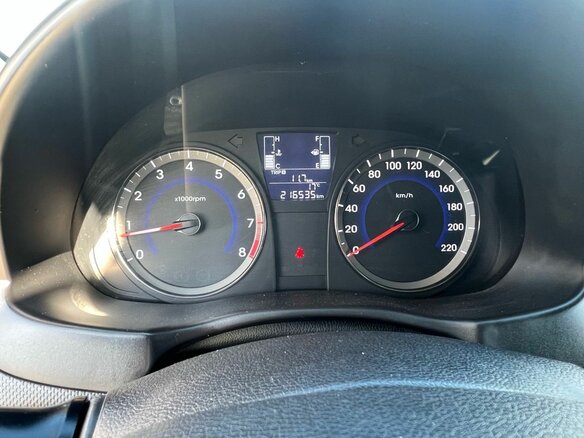 2014 Hyundai Solaris I Рестайлинг, серый, 579660 рублей - вид 14